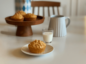 Muffins med gulerod og jordnødder