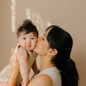 mom and child