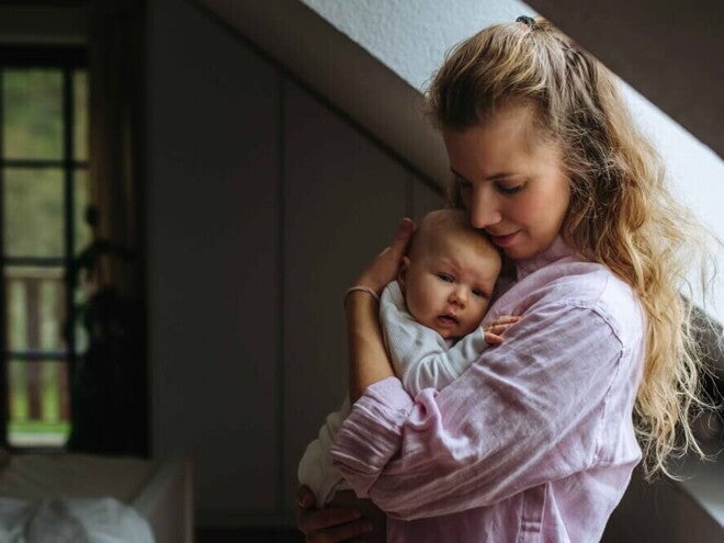 mom and child